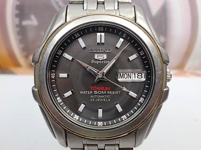 seiko 5 titanium automatic