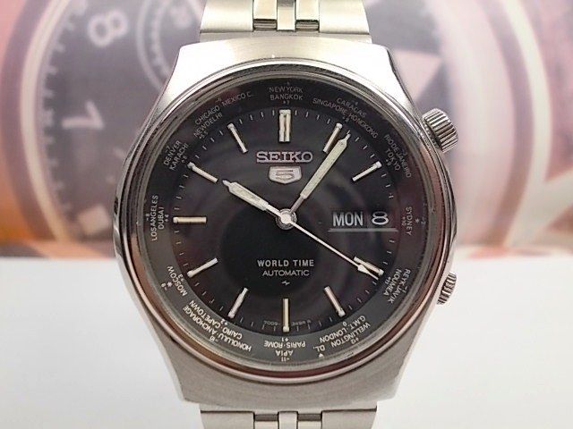 seiko 5 world timer
