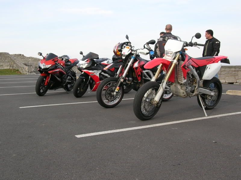 http://i236.photobucket.com/albums/ff131/gendy116/bikes/DSCN3261.jpg