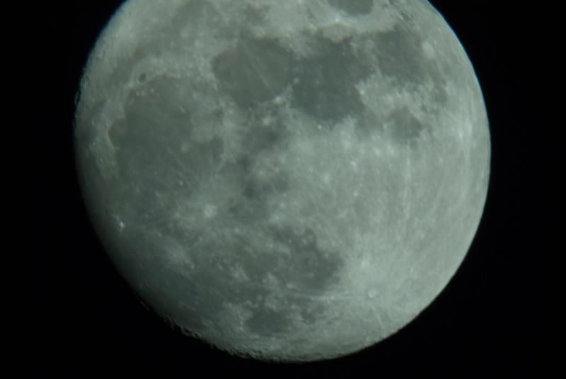 First%20Moon%20Pic%20-%20as%20shot_zps9a