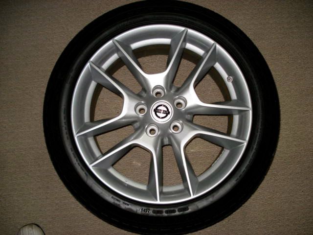 2010 Nissan maxima rims and tires #4