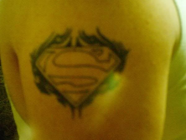 1451655332_l.jpg superman tattoo