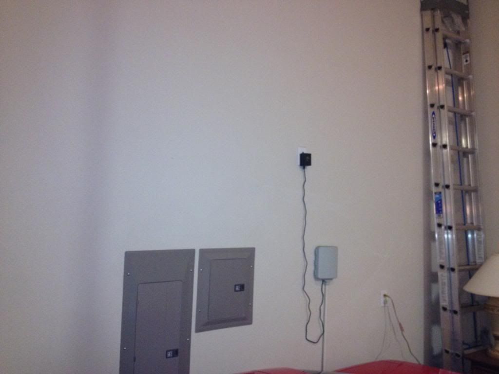 OutleftsonLeftWall.jpg