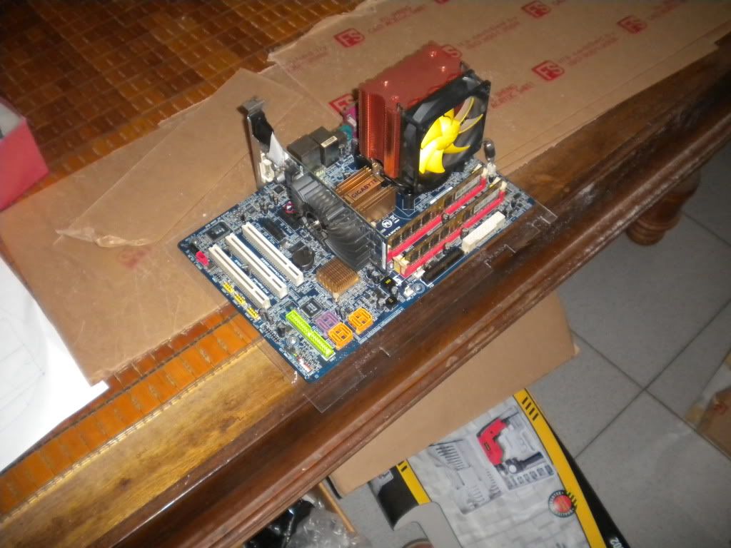 Case Mica làm bằng công cụ thô sơ. - 5