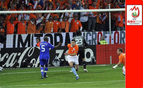Netherlands v France - Robin van Persie has an immediate impact on the match, scoring only 4 minutes after being subbed on