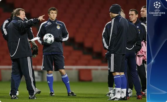 Dynamo Kiev's coach Yuri Semin instructs his team during training