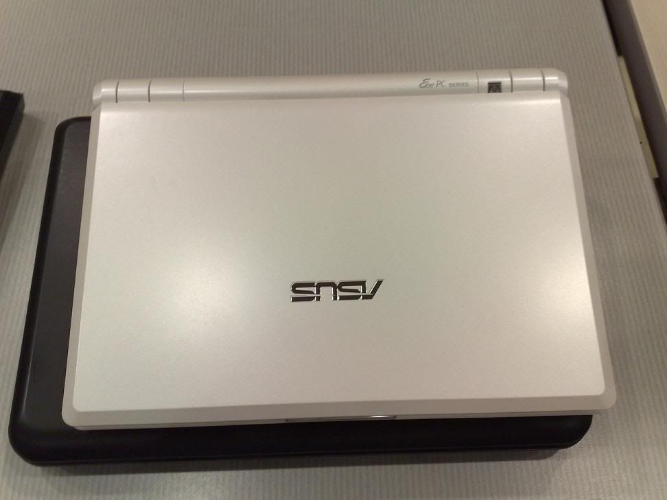 EeePCandMSIWind.jpg