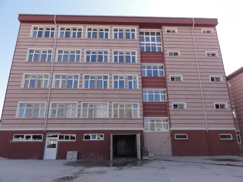 Hizmet Binası Arka Cephe