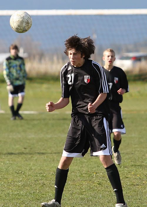 IMAGE: http://i236.photobucket.com/albums/ff31/EJB2007/BEHS_0130_edited-1.jpg