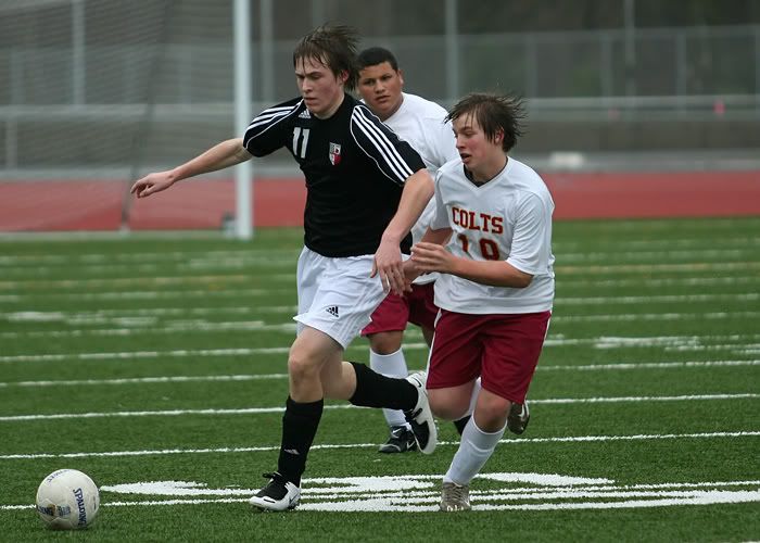 IMAGE: http://i236.photobucket.com/albums/ff31/EJB2007/Cavelero_1_0199_edited-1.jpg