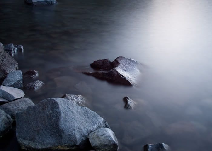 IMAGE: http://i236.photobucket.com/albums/ff31/EJB2007/DiamondLake_0037_edited-1.jpg