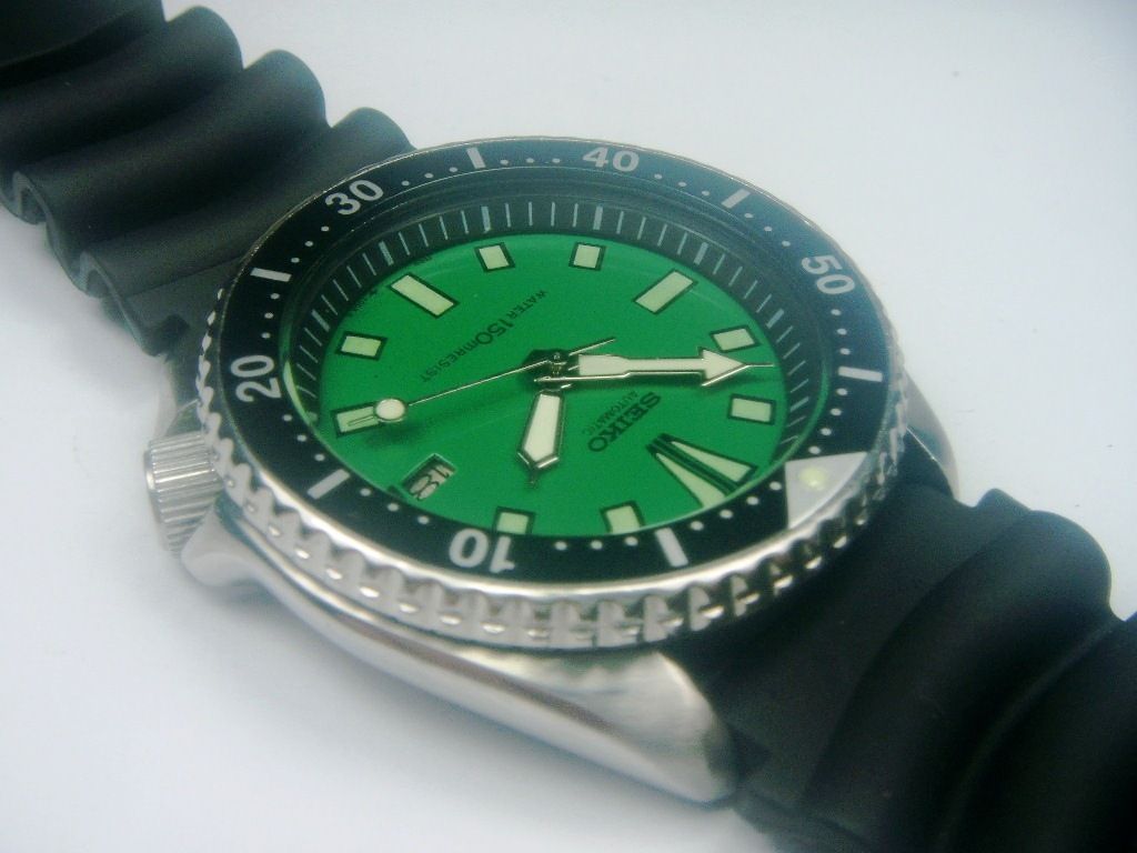 SEIKO 150M SCUBA AUTOMATIC MENS WATCH 7002 7001, MODIFIED DARK GREEN