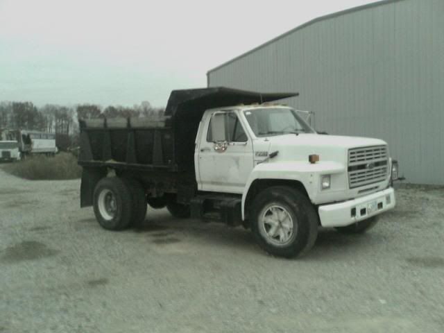 Ford f700 diesel dump truck #10